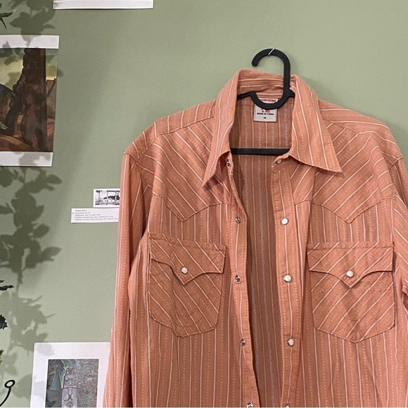 True Religion Snap Button Long Sleeve - Picture 2 of 16